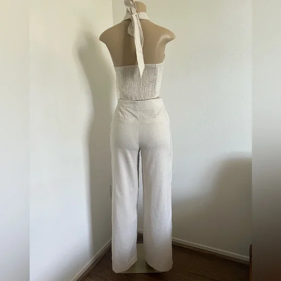 Chic Linen Blend 2-Piece Set | Halter Crop Top & Wide Leg Pants Size Small - Picture 3 of 9